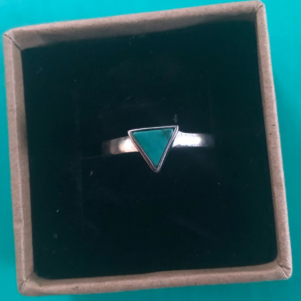💚 Genuine Malachite and Sterling Silver Ring 💚
